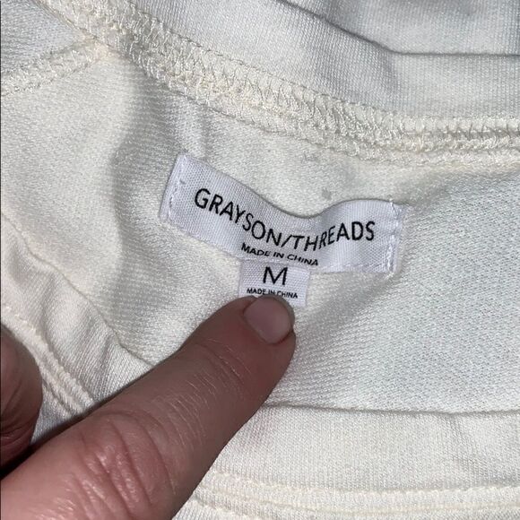 🛍️Grayson Threads cotton blend Aspen top - Picture 2 of 8